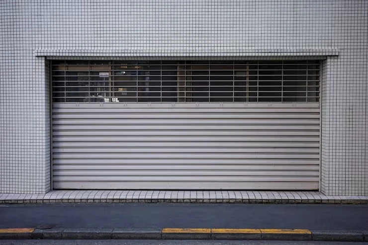 Instalação e manutenção de portão eletrônico em Curitiba