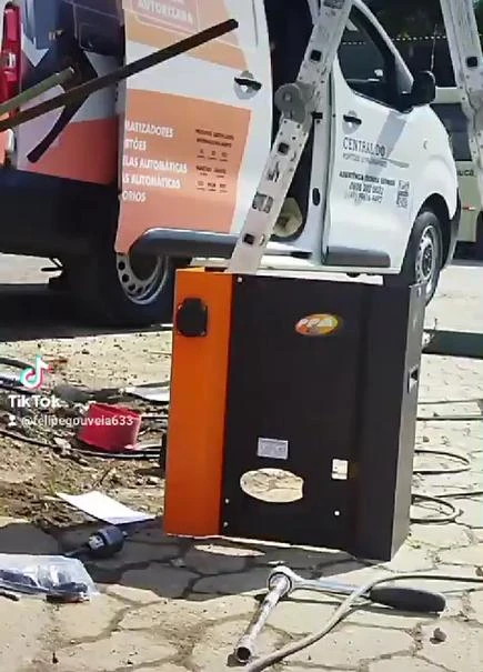 Instalador de motor de portão eletrônico em Porto Amazonas